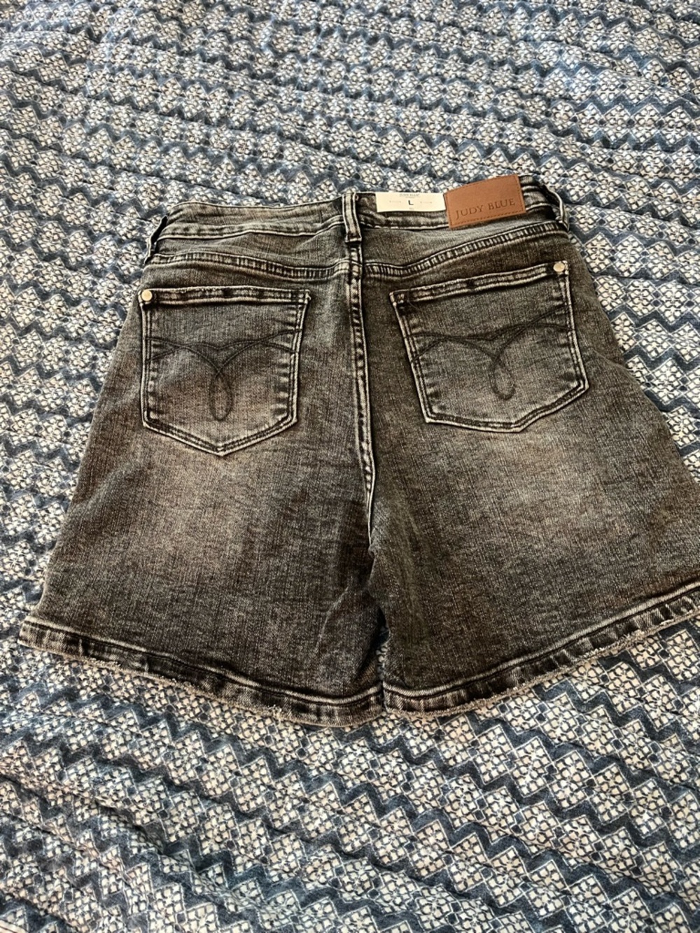 Judy Blue Washed Black High-Rise Button-Fly Jean Shorts - Picture 2 of 2